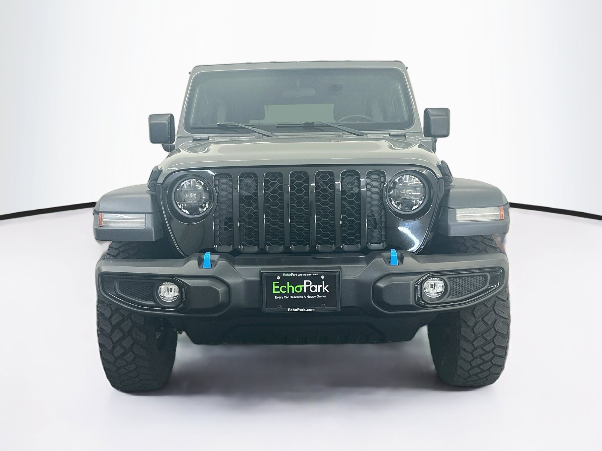 Used 2023 Jeep Wrangler Unlimited w/ Cold Weather Group AWD/4WD image 2