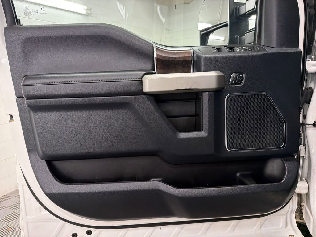 Used 2022 Ford F250 Lariat w/ Lariat Value Package image 14