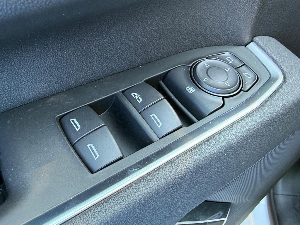 New 2026 GMC Sierra 2500 SLE AWD/4WD image 9