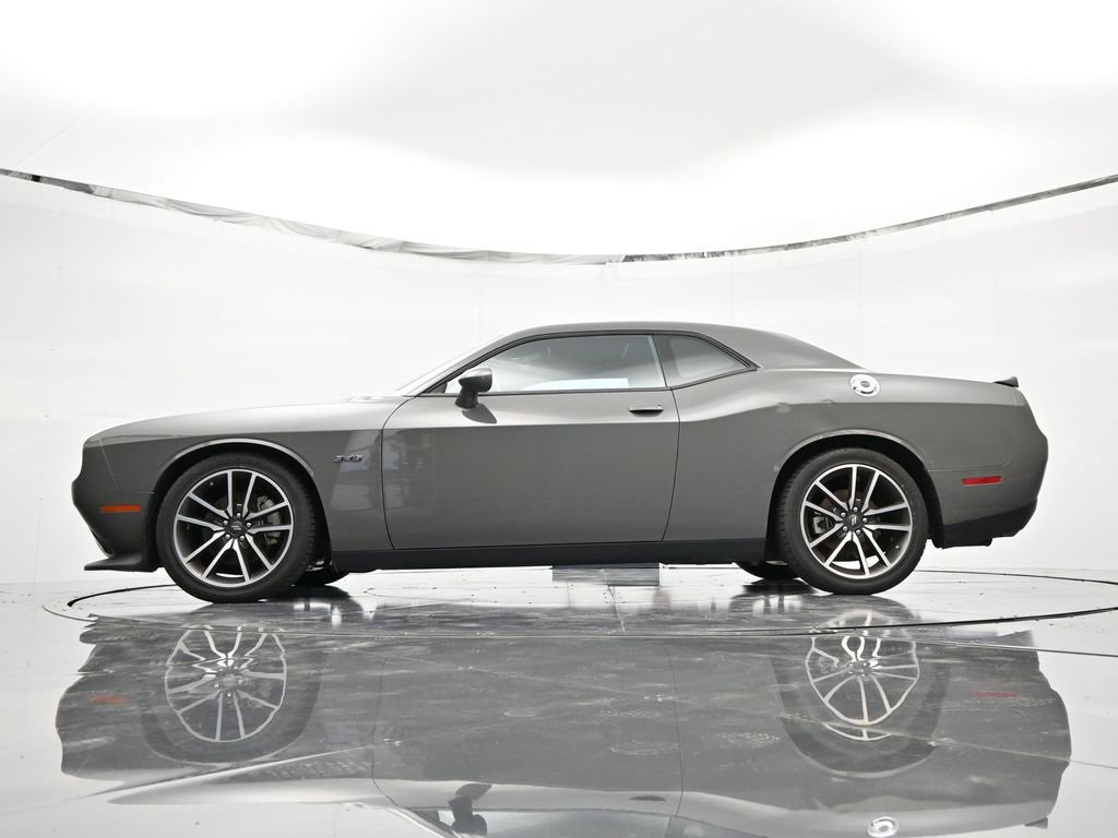 Used 2023 Dodge Challenger R/T image 45