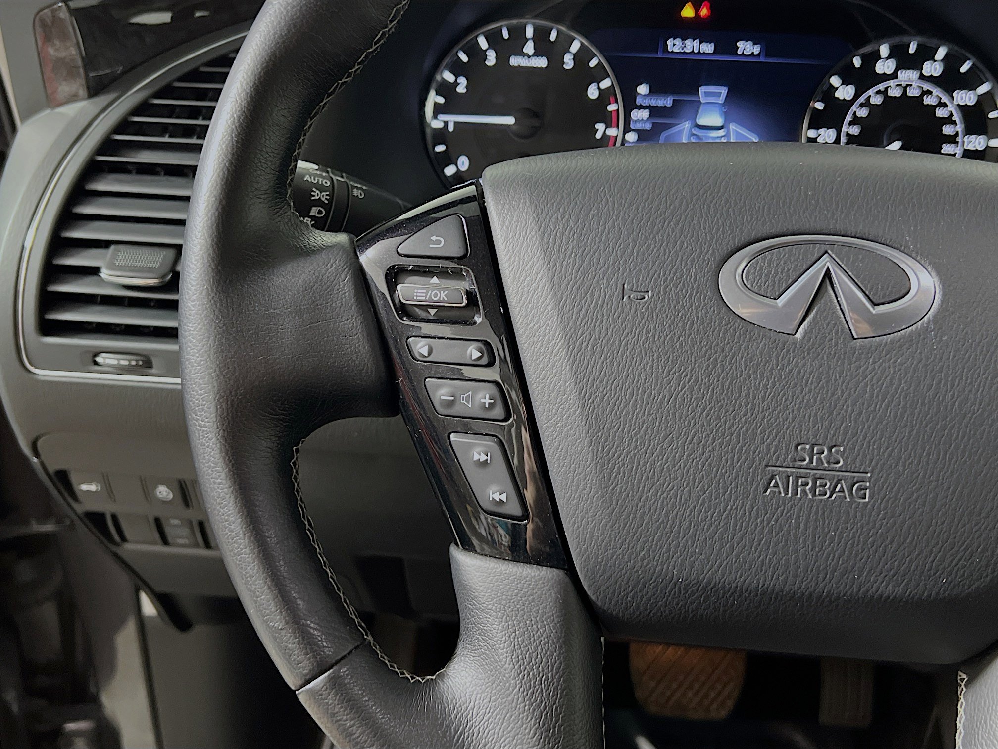 Used 2024 INFINITI QX80 Luxe image 19