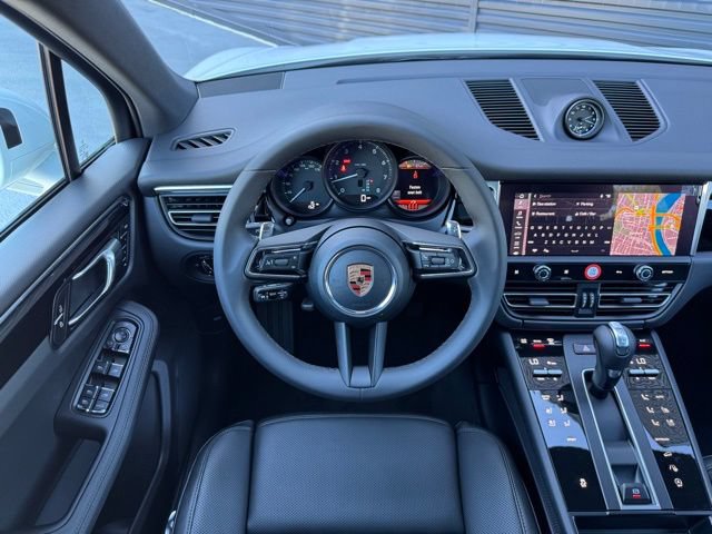 New 2026 Porsche Macan AWD/4WD image 15
