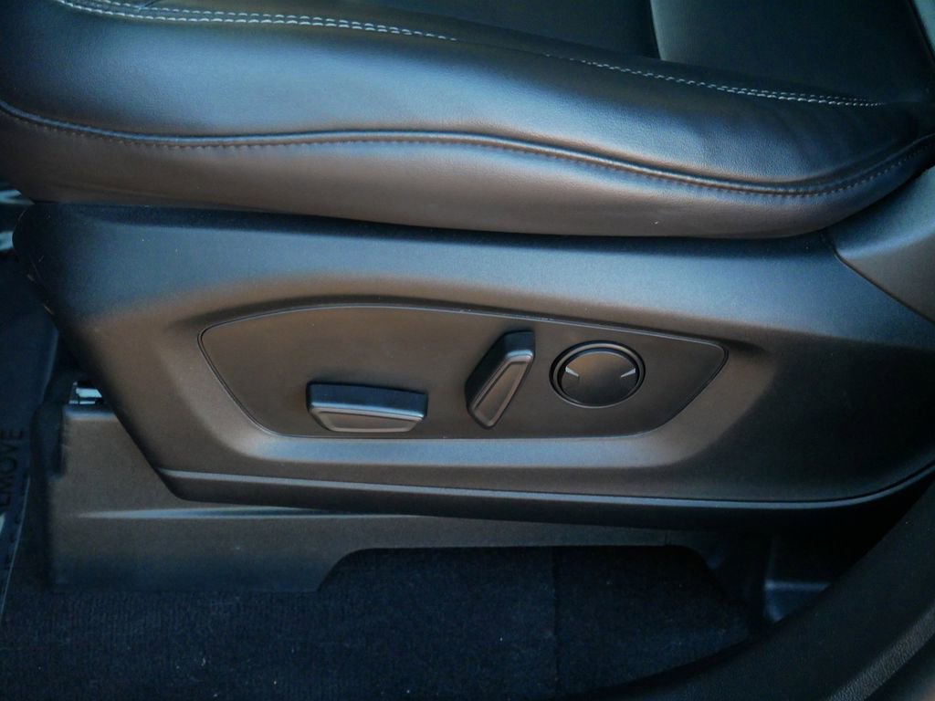 Certified 2023 Ford Explorer XLT w/ Equipment Group 202A image 15