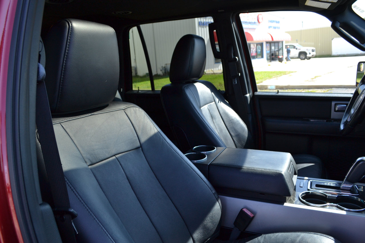 Used 2016 Ford Expedition Limited w/ Equipment Group 301A image 33