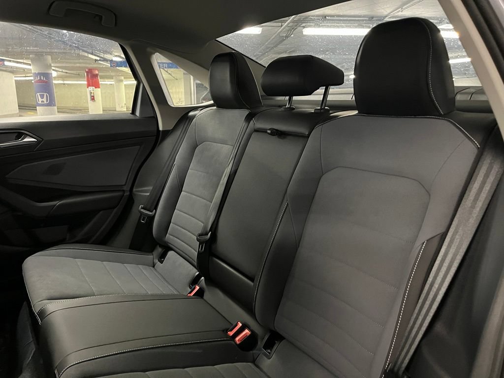 New 2027 Volkswagen Jetta SE FWD image 19