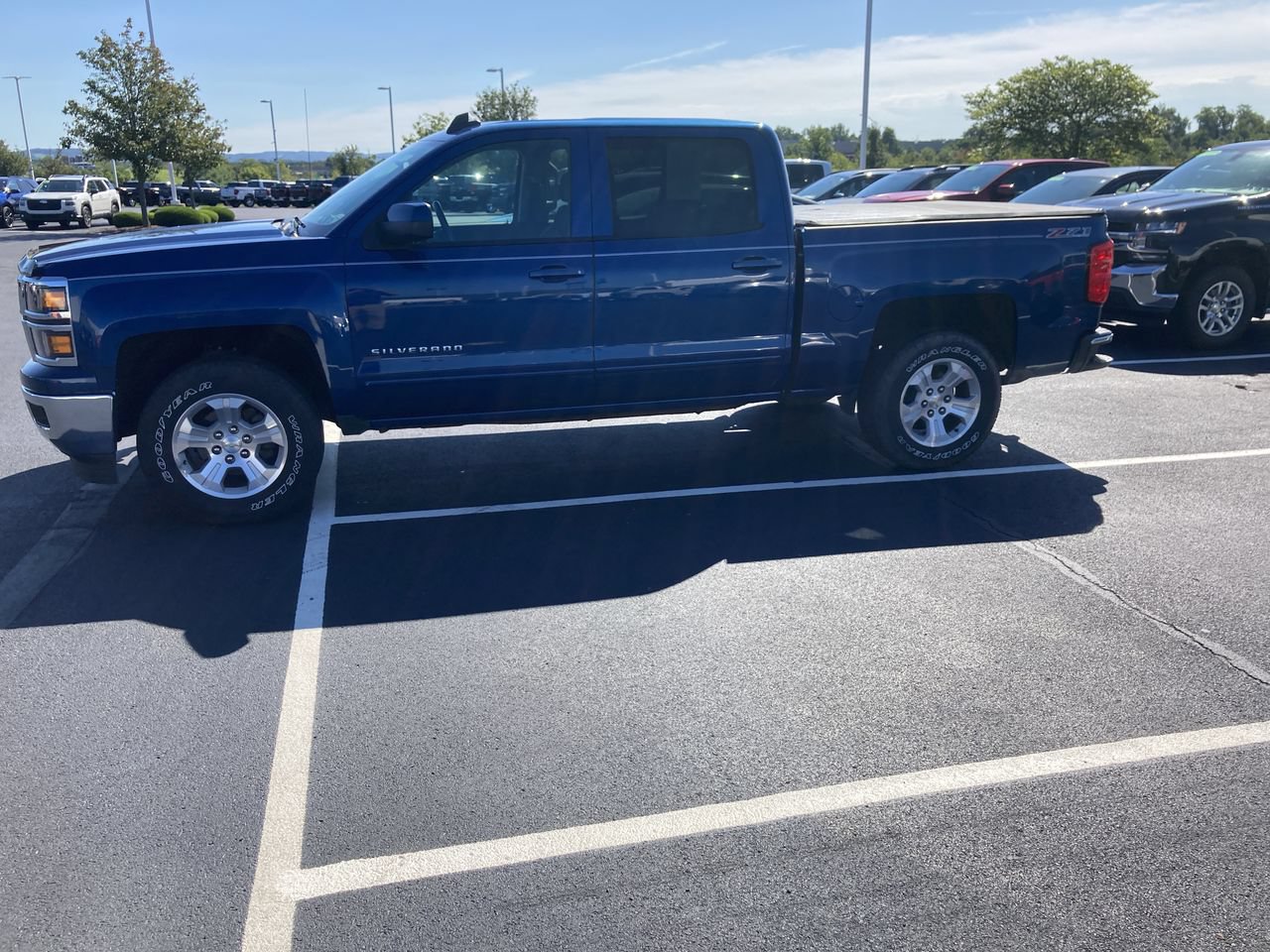 Used 2015 Chevrolet Silverado 1500 LT w/ All Star Edition AWD/4WD image 4