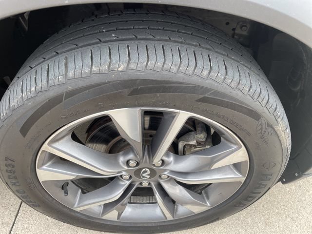 Used 2024 INFINITI QX60 Luxe AWD/4WD image 18