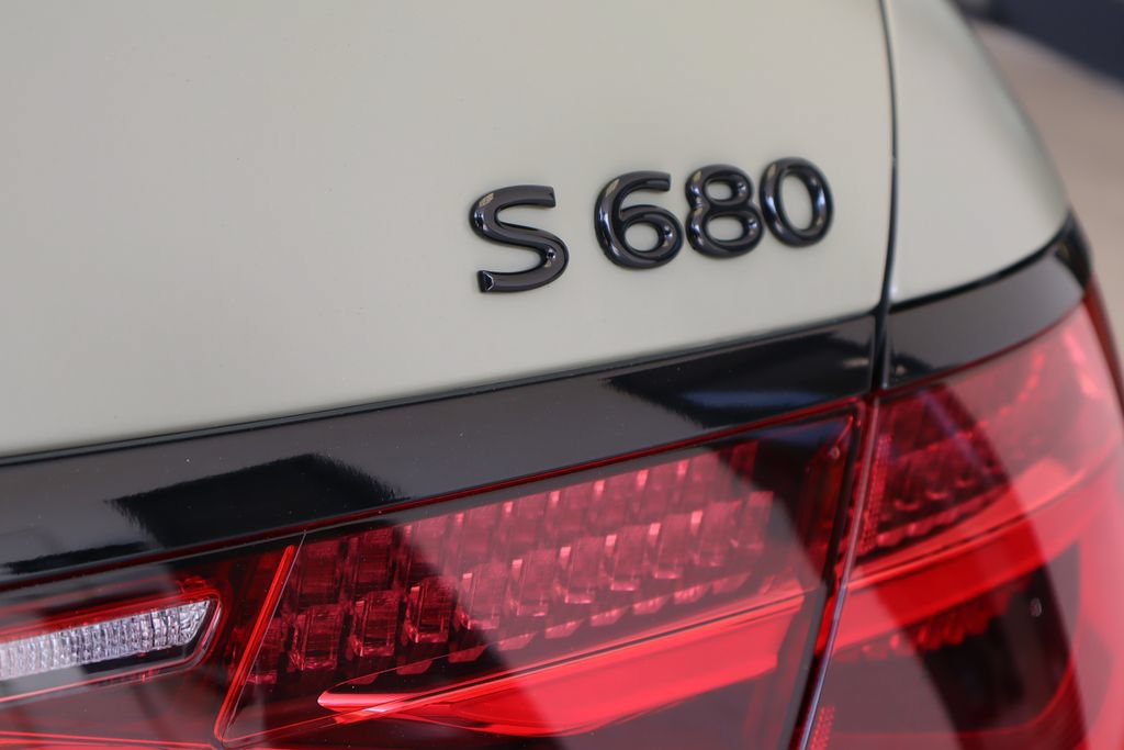 Used 2023 Mercedes-Benz Maybach S 680 4MATIC image 34