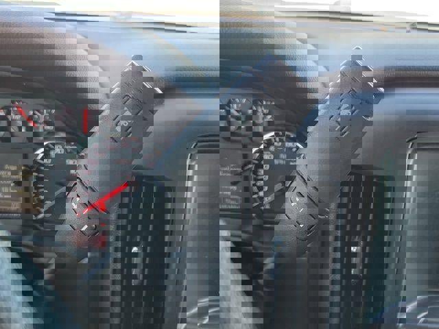 Used 2018 Chevrolet Silverado 1500 Custom w/ Custom Value Package image 17