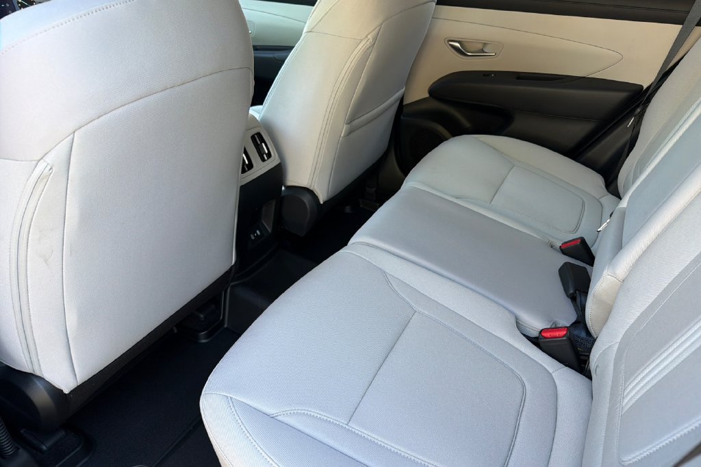 New 2026 Hyundai Tucson SEL AWD/4WD image 9
