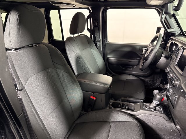 Used 2023 Jeep Wrangler Unlimited Sport AWD/4WD image 14