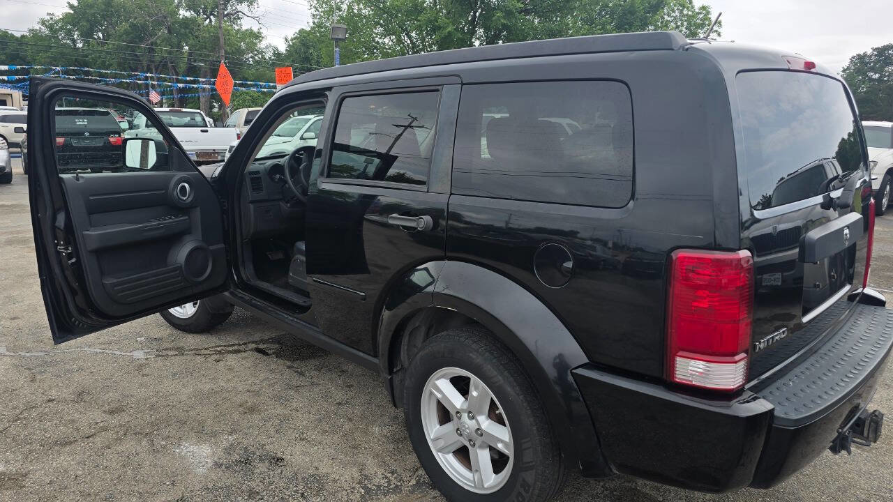 Used 2007 Dodge Nitro SXT RWD image 10