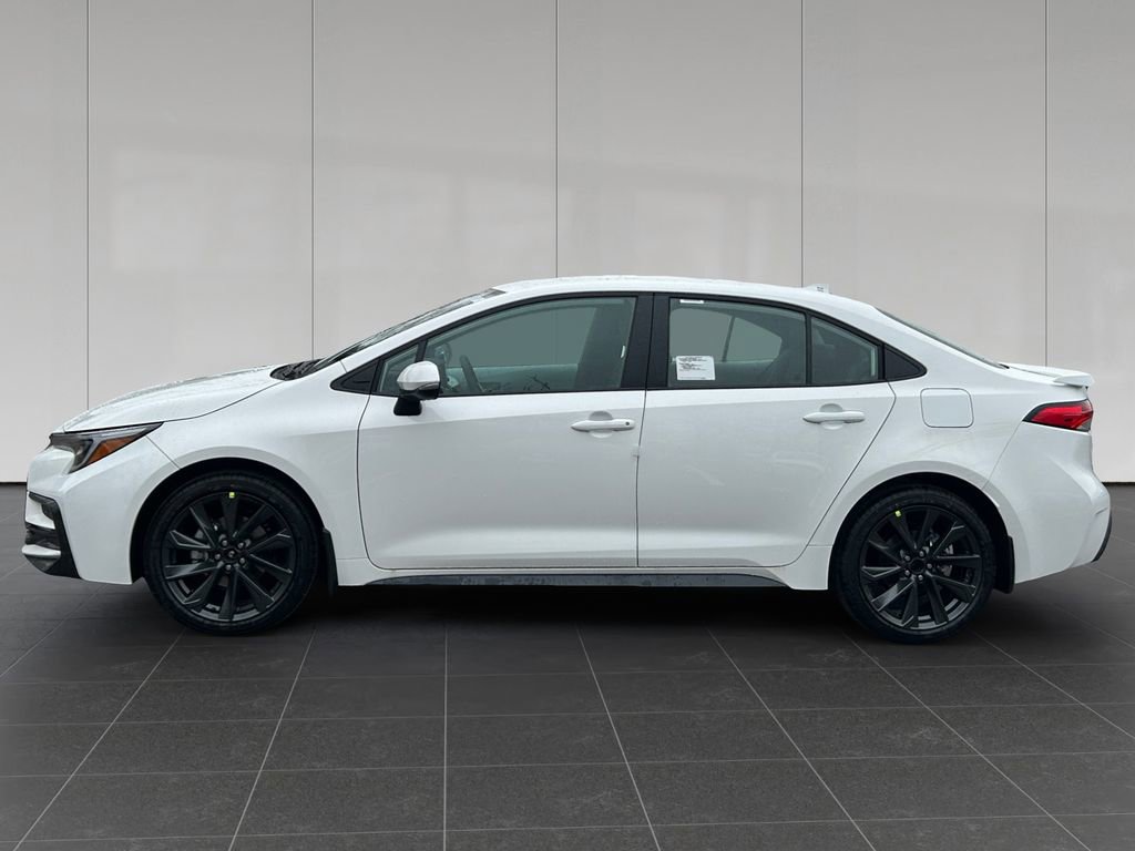 New 2026 Toyota Corolla SE image 2