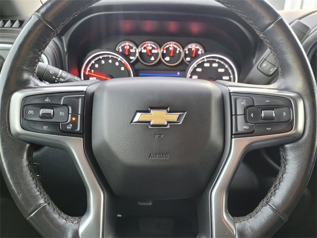 Used 2020 Chevrolet Silverado 1500 LT w/ Convenience Package image 22