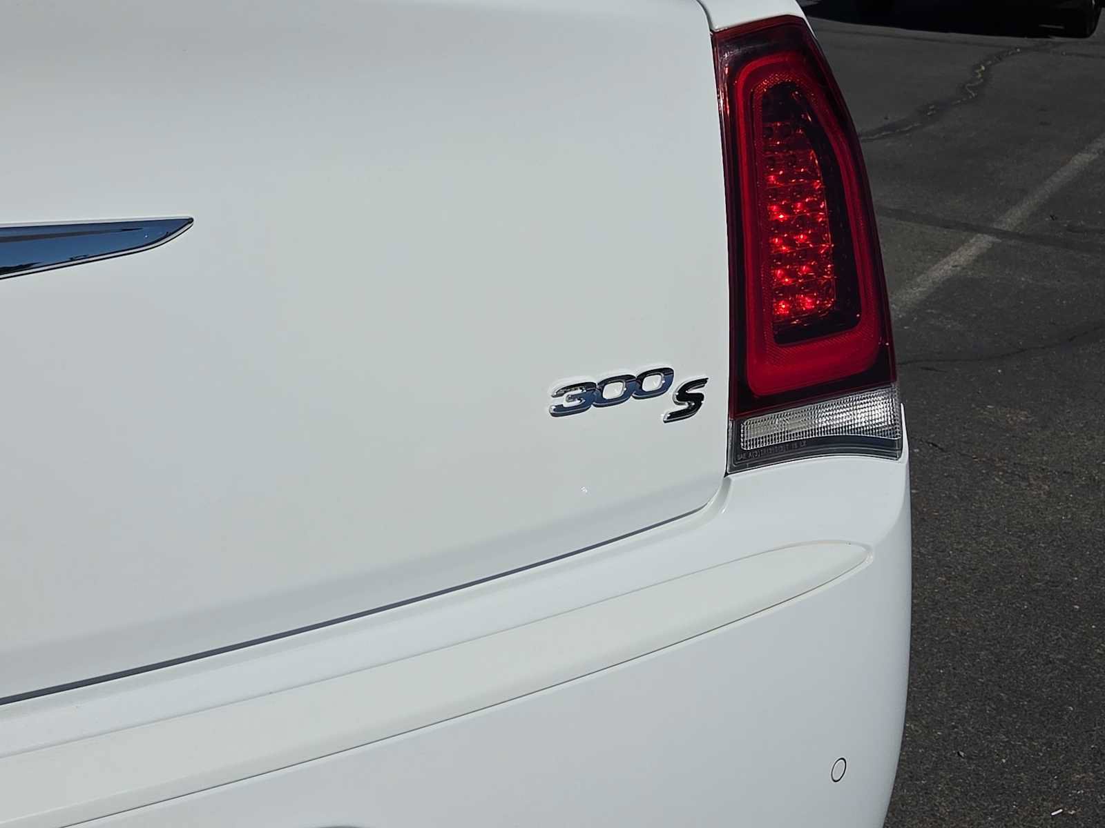 Used 2017 Chrysler 300 S w/ 300S Premium Group AWD/4WD image 15