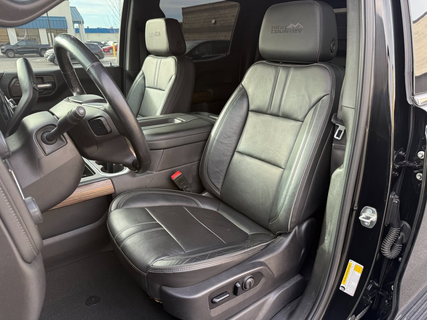 Used 2020 Chevrolet Silverado 1500 High Country w/ Technology Package image 10