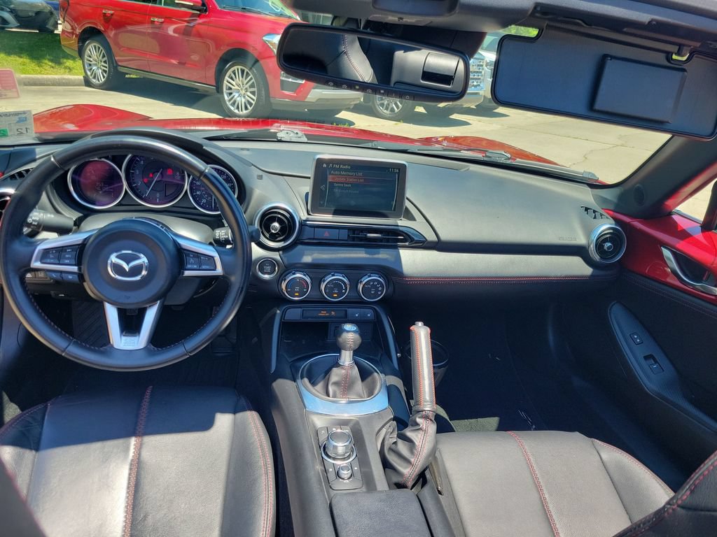 Used 2017 MAZDA MX-5 Miata Grand Touring RWD image 24