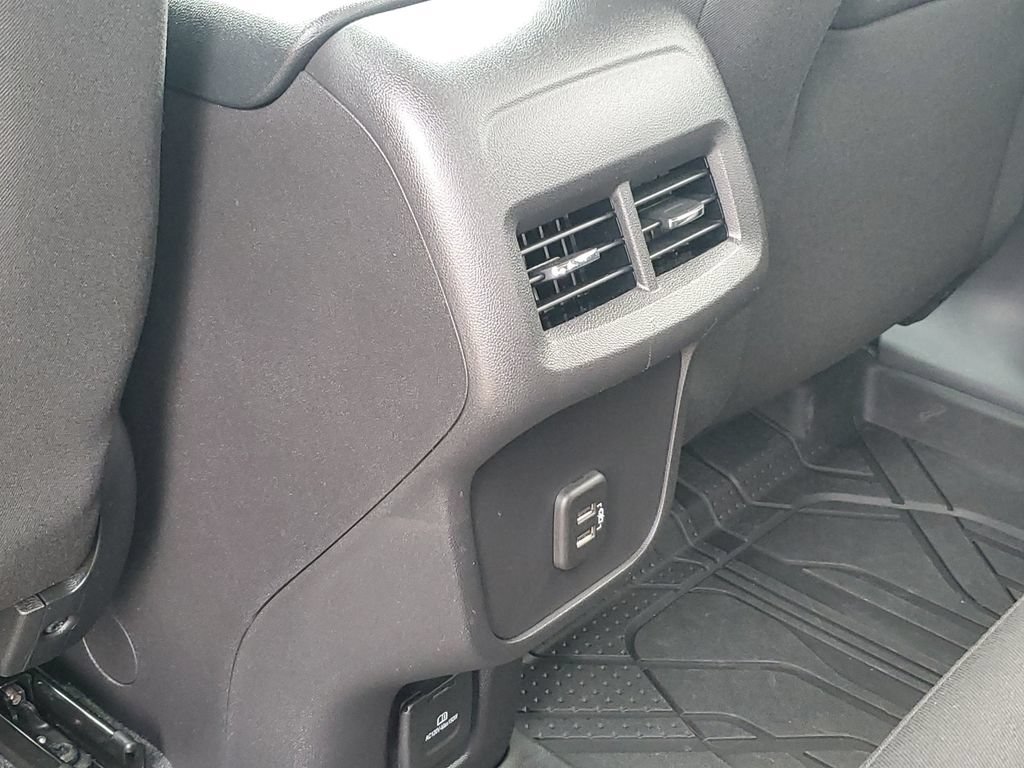 Used 2024 Chevrolet Equinox LT AWD/4WD image 30