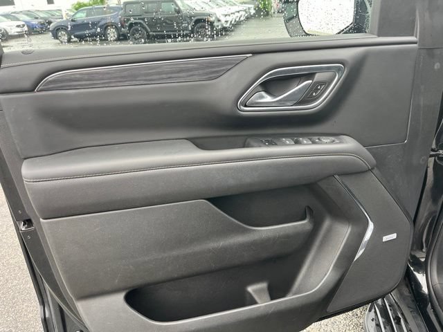 Used 2023 GMC Yukon SLT AWD/4WD image 10