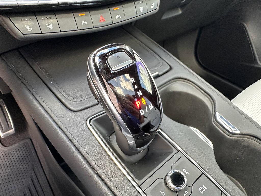 Used 2024 Cadillac XT4 Sport image 24