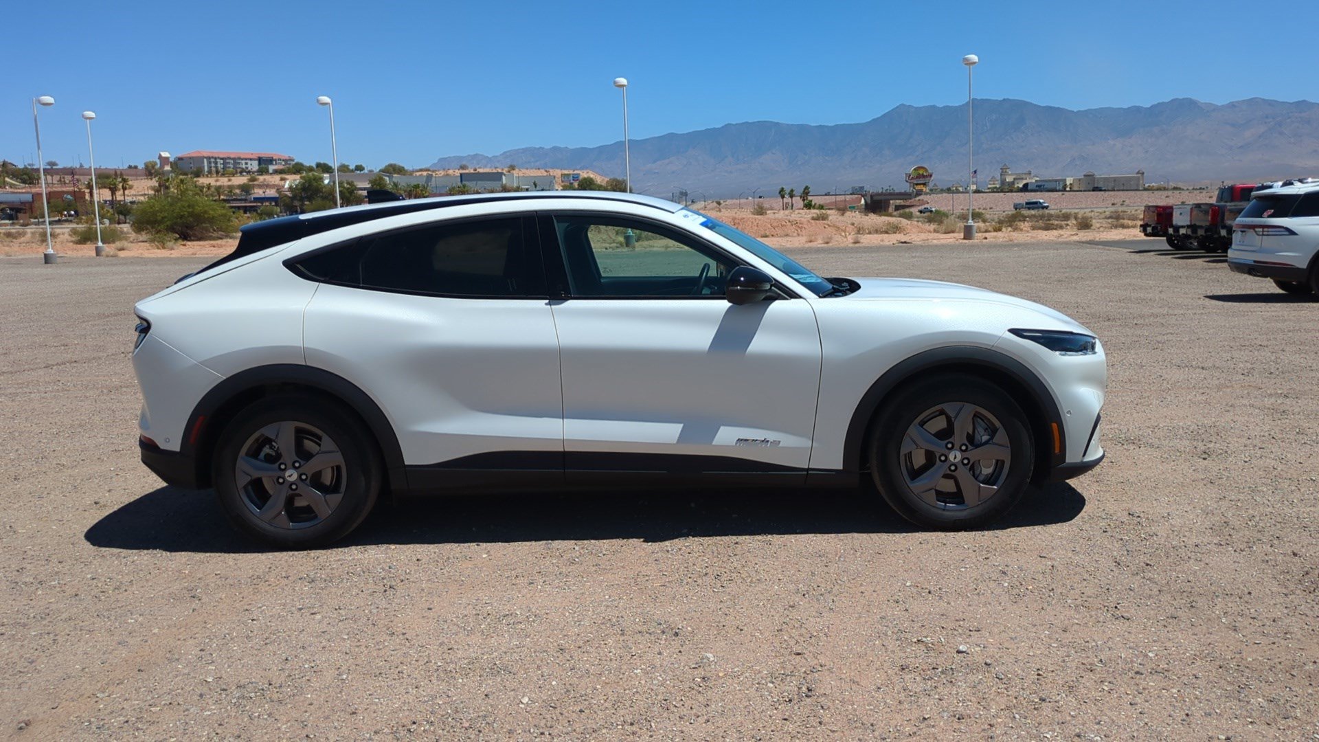 Used 2023 Ford Mustang Mach-E Select RWD image 3