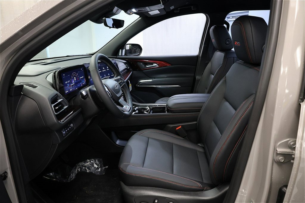 New 2026 Chevrolet Traverse Z71 w/ Driver Confidence Package image 18