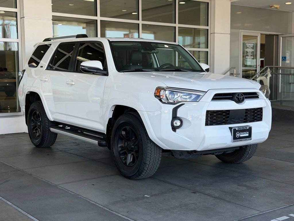 Certified 2022 Toyota 4Runner SR5 Premium w/ Moonroof Package RWD image 8