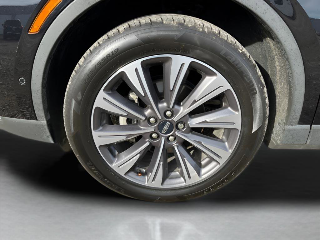 Used 2020 Lincoln Corsair Reserve image 24
