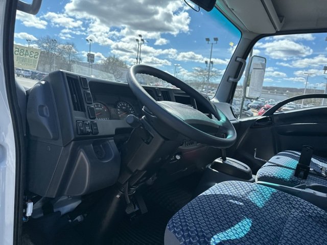 New 2024 Chevrolet Low Cab Forward image 19