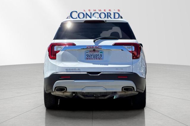 Used 2023 GMC Acadia SLT w/ Technology Package AWD/4WD image 5