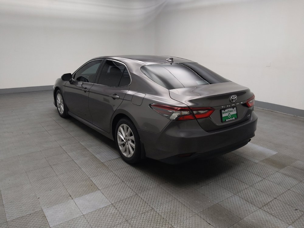 Used 2023 Toyota Camry LE FWD image 3