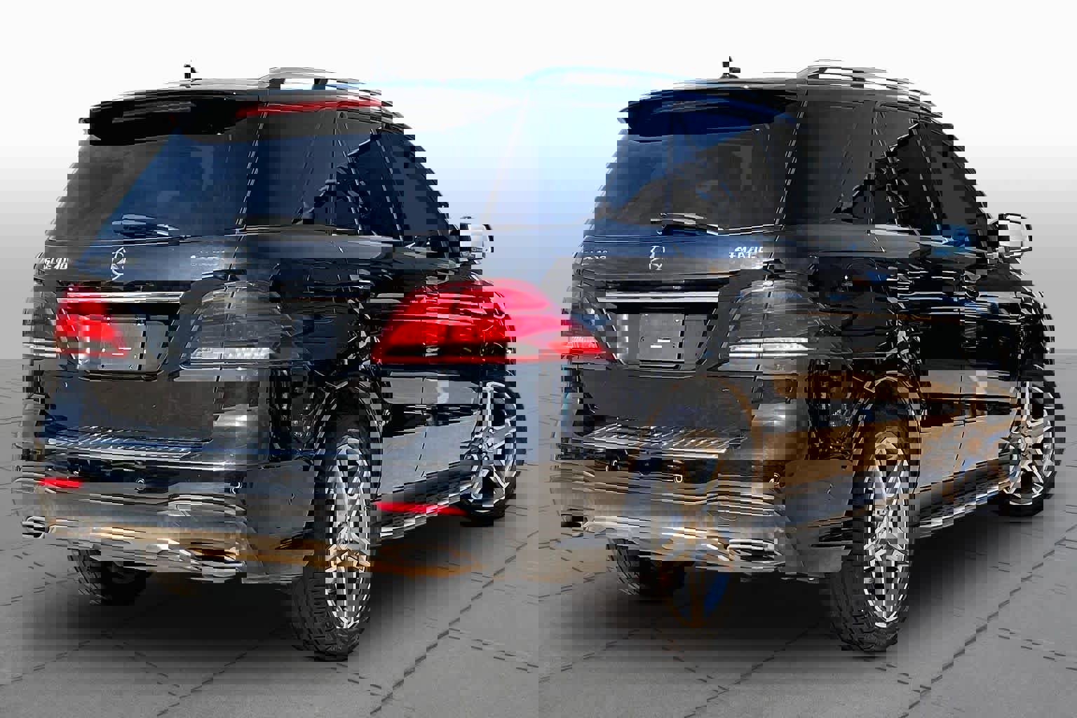 Used 2016 Mercedes-Benz GLE 400 4MATIC image 14