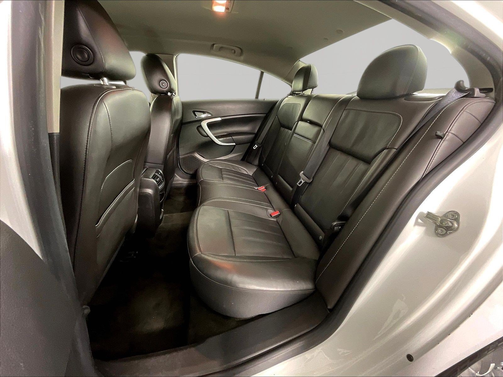 Used 2016 Buick Regal Premium AWD/4WD image 22