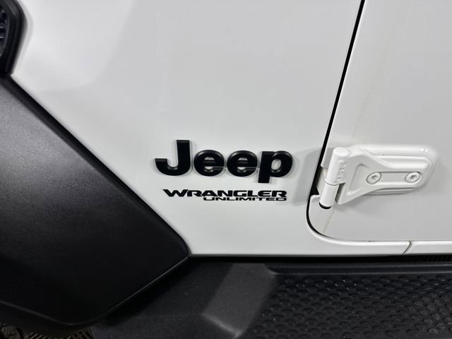 Used 2022 Jeep Wrangler Unlimited Sport image 10
