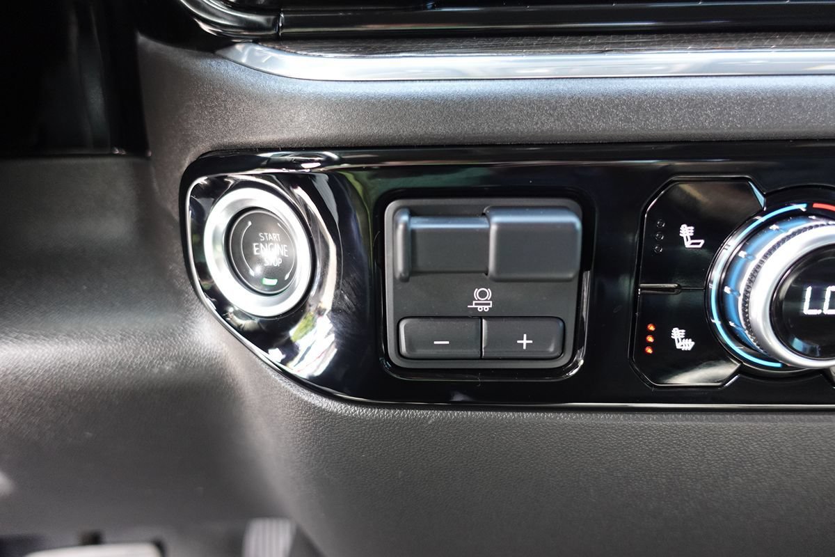 Used 2025 GMC Sierra 1500 Elevation AWD/4WD image 50