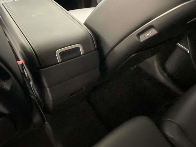 Used 2024 Hyundai Santa Fe Limited image 9