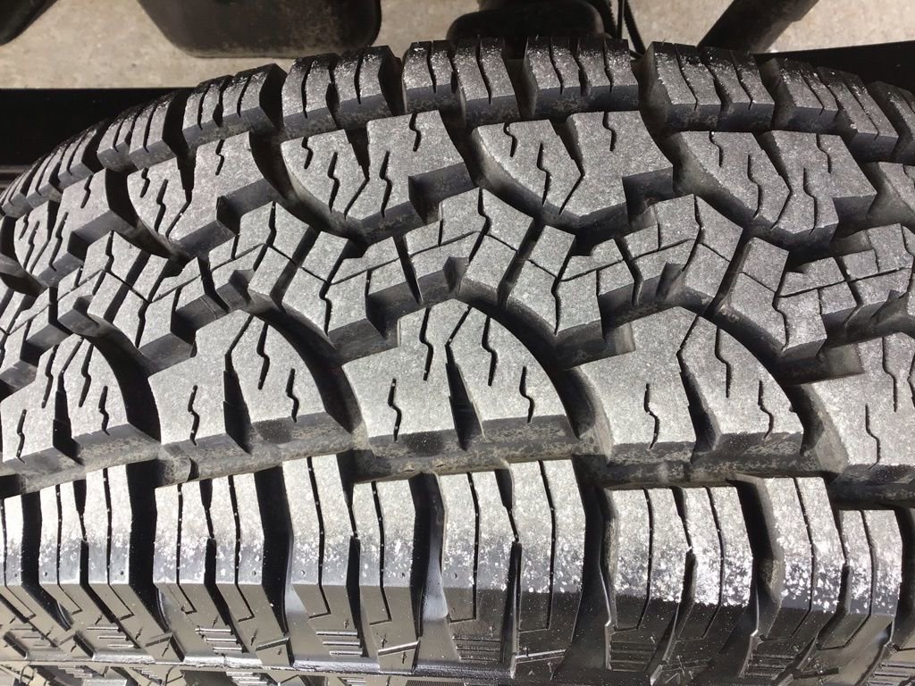 Used 2025 Chevrolet Silverado 2500 LT w/ Safety Package AWD/4WD image 29