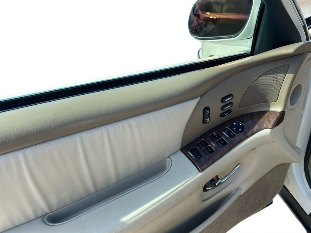 Used 2004 Buick Park Avenue w/ Diamond Edition FWD image 11