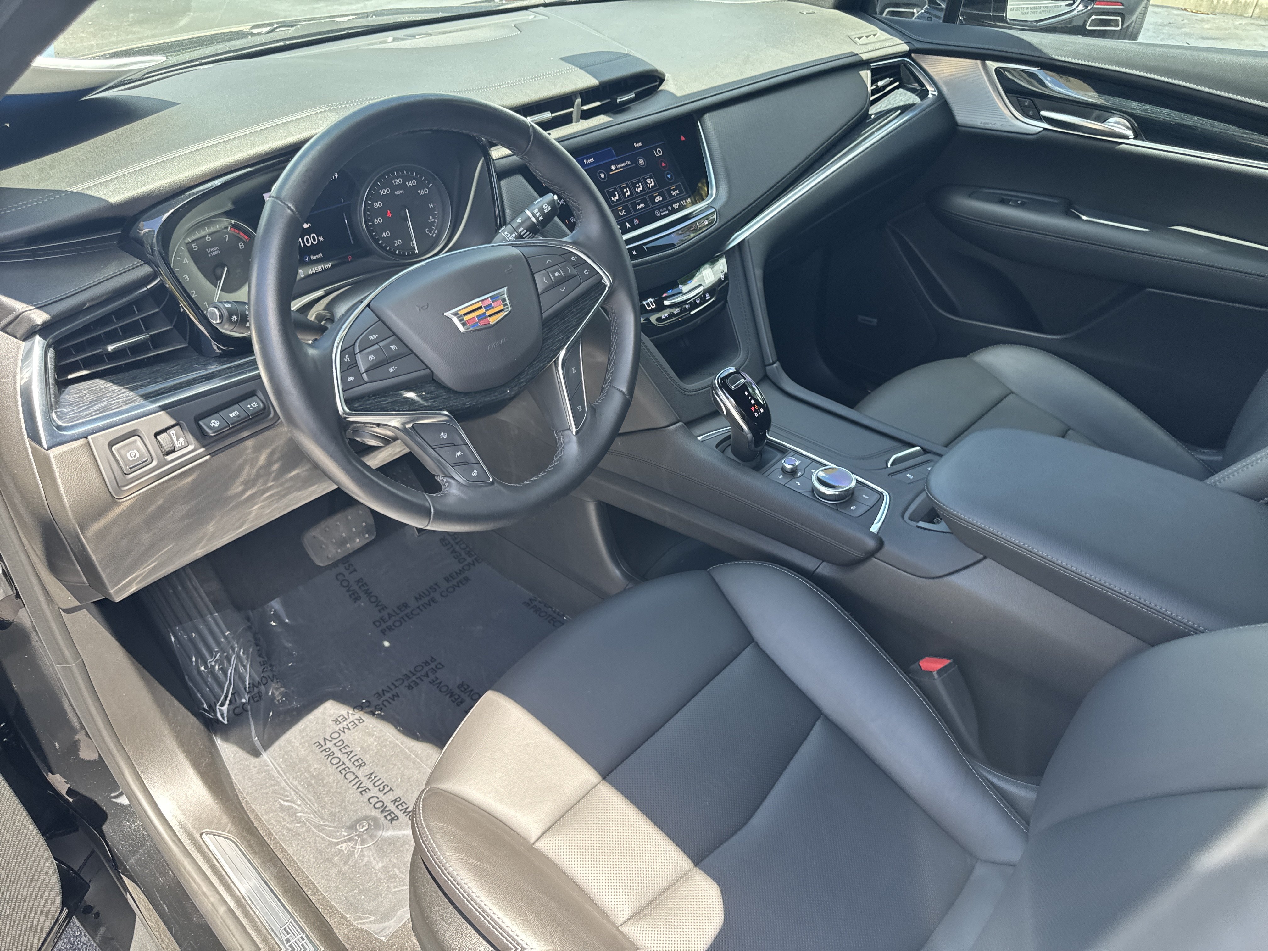Certified 2024 Cadillac XT5 Premium Luxury w/ Technology Package FWD image 20