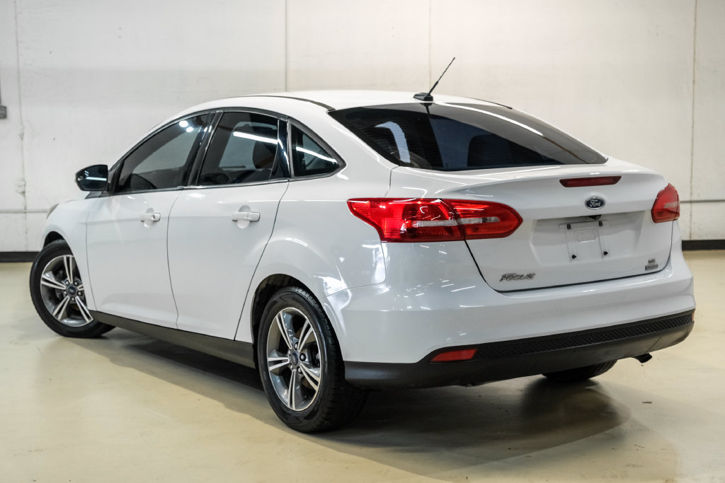 Used 2017 Ford Focus SE FWD image 10