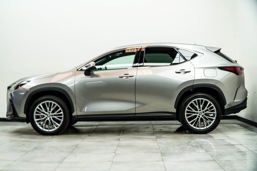 Used 2024 Lexus NX 300h AWD w/ Luxury Package image 8