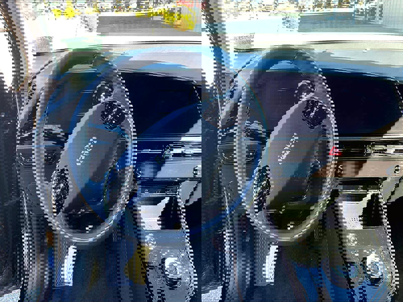 Used 2024 Kia Niro Wind image 17