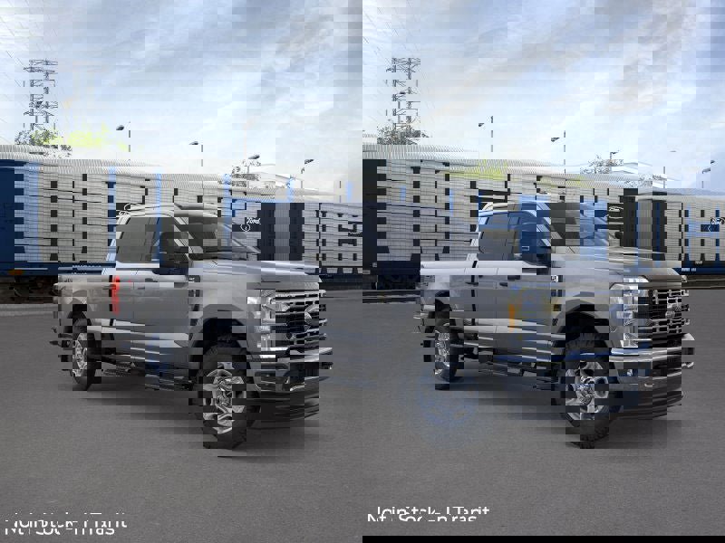 New 2026 Ford F350 XLT image 7
