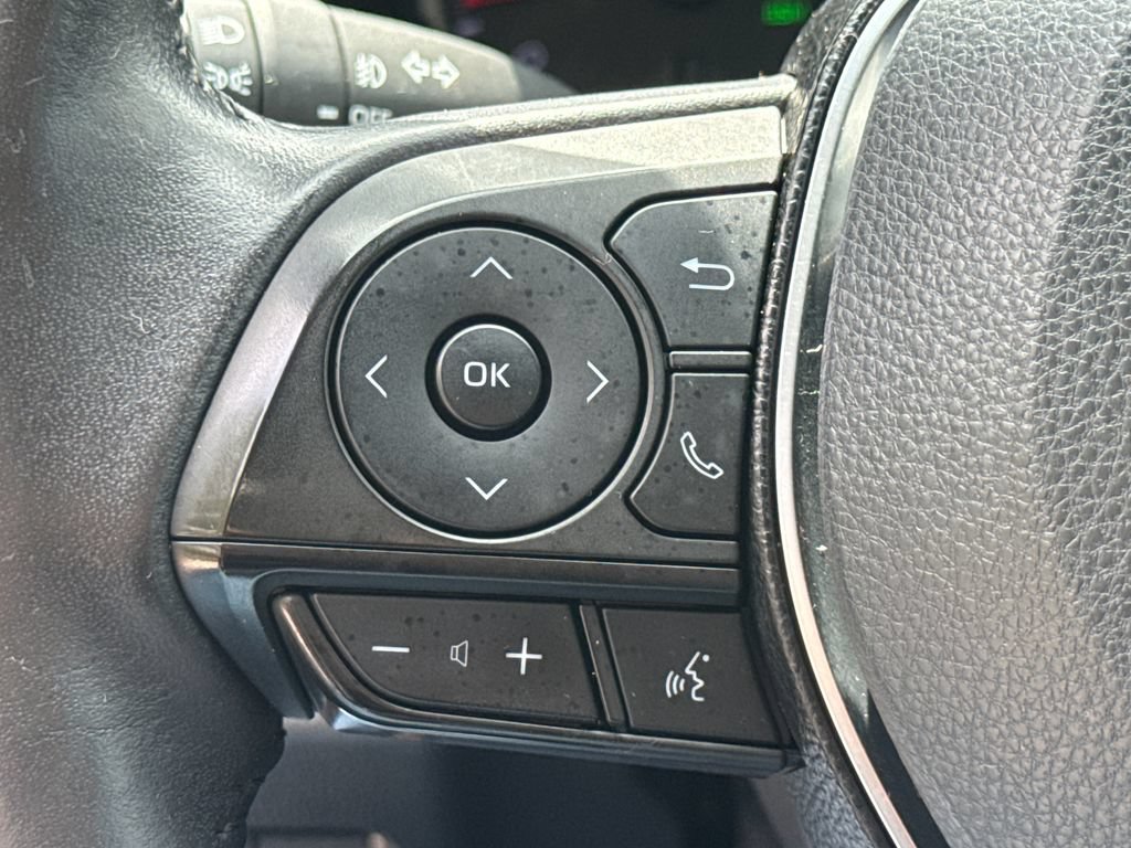 Used 2019 Toyota RAV4 XLE Premium AWD/4WD image 35