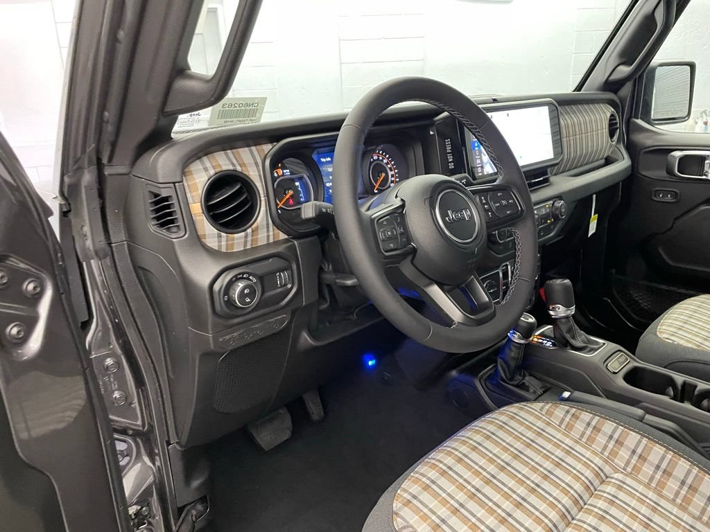 New 2026 Jeep Gladiator Mojave AWD/4WD image 14