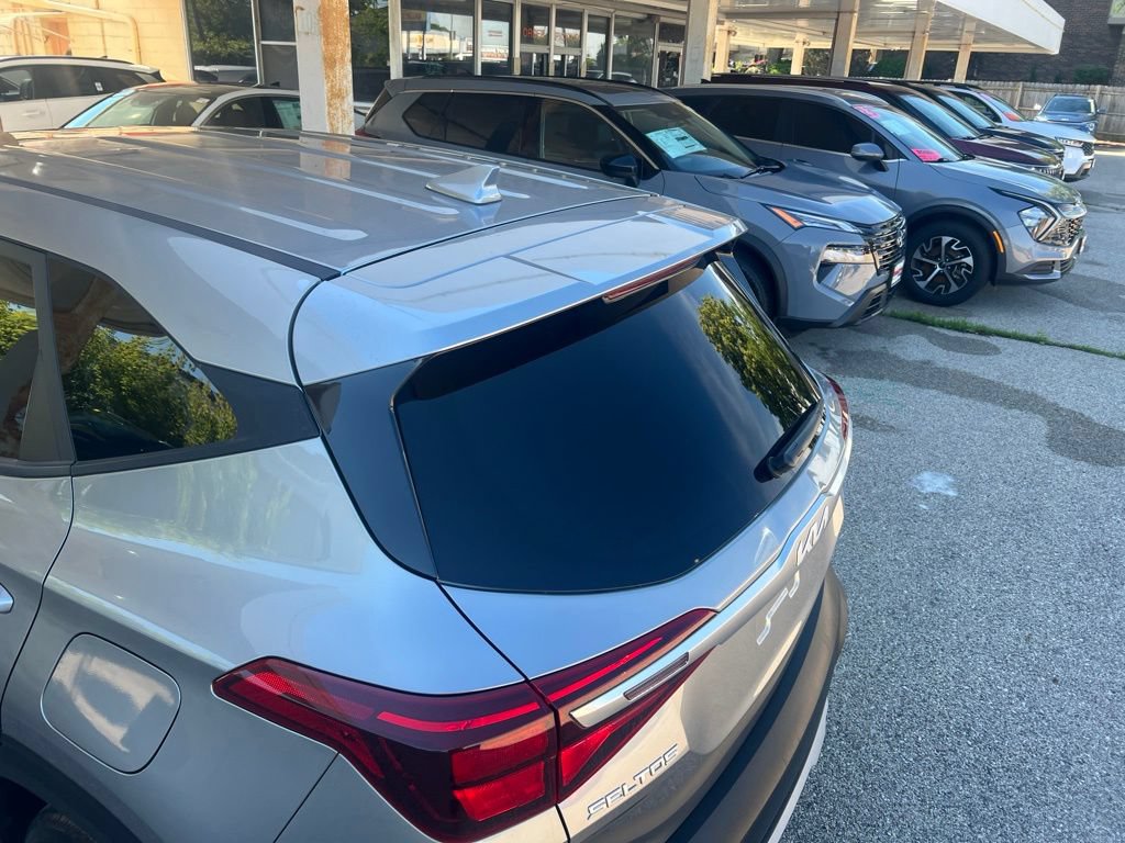 Certified 2023 Kia Seltos LX AWD/4WD image 35