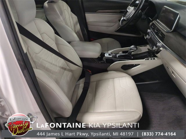 Used 2021 Kia Telluride SX w/ SX Prestige Package image 28