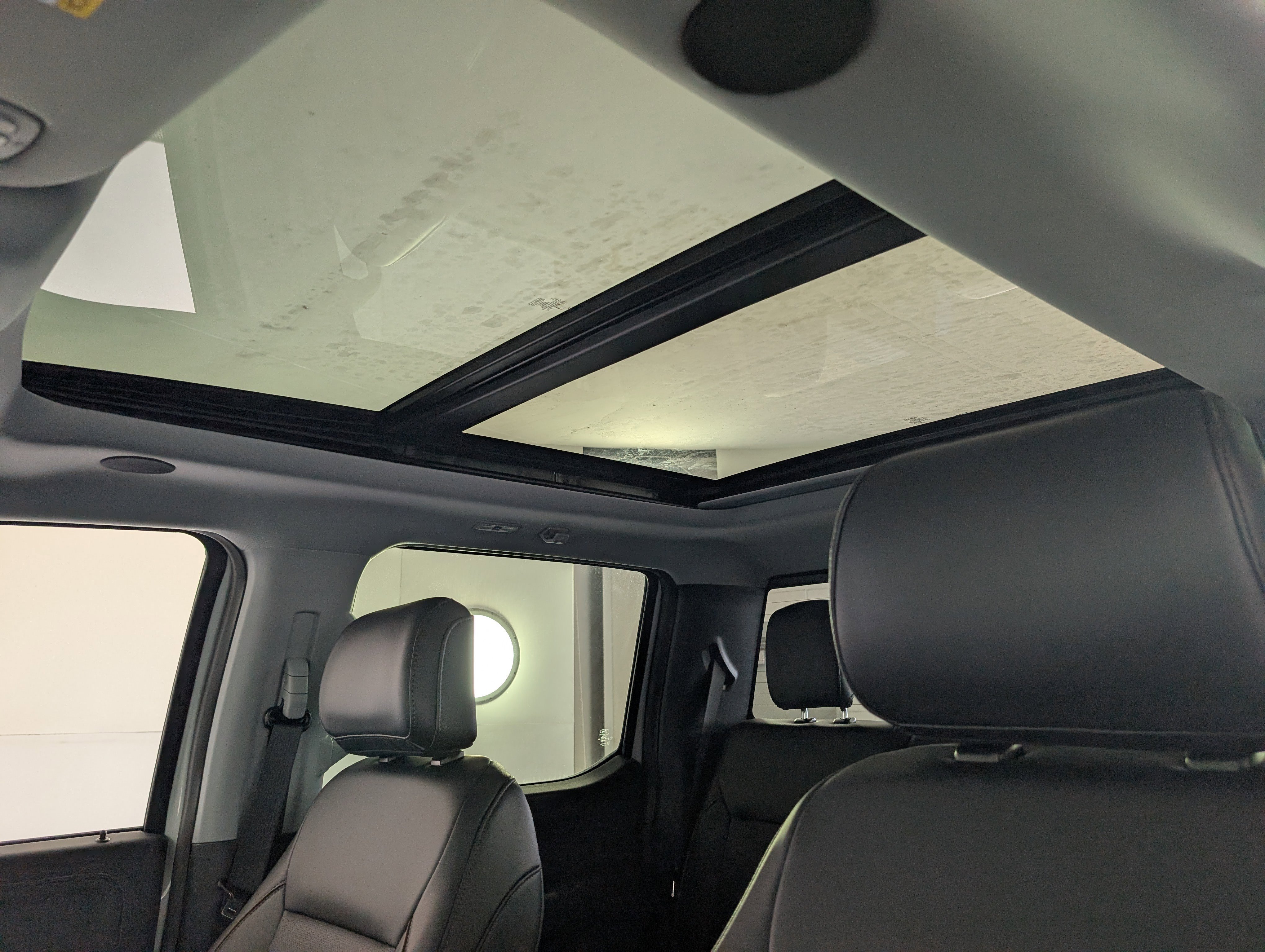 New 2025 Ford F350 Lariat w/ Lariat Ultimate Package image 16