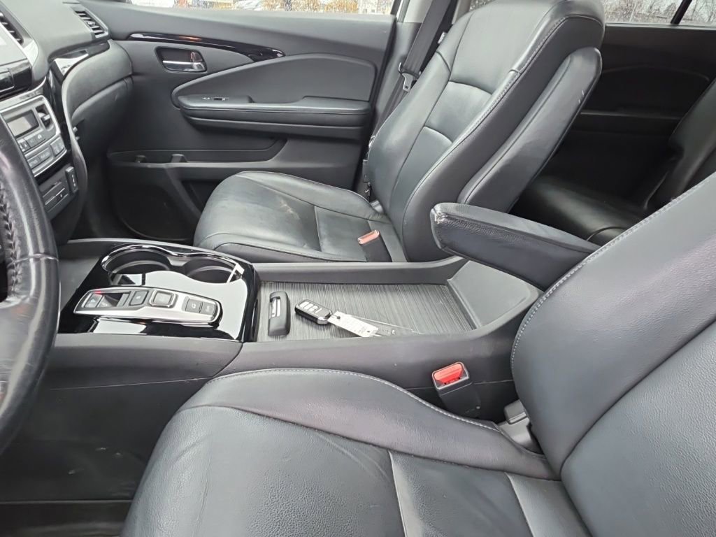 Used 2017 Honda Pilot Touring image 21