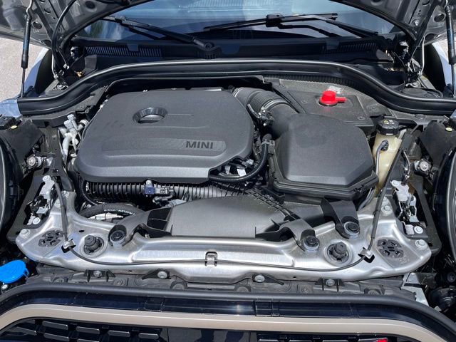 Used 2025 MINI Cooper S FWD image 7